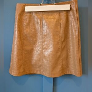 Elegant Tan Leather Skirt